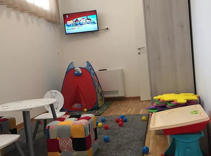 Villa Trogir 特罗吉尔