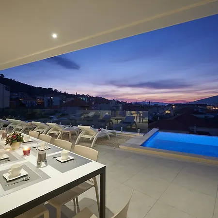 Villa Trogir