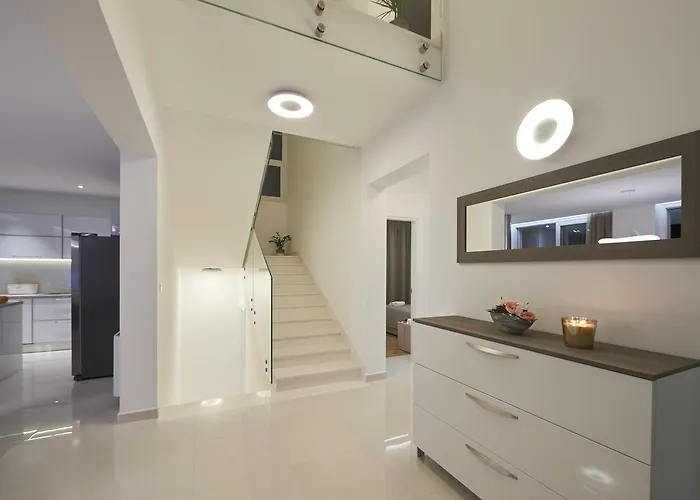 וילה Villa Trogir *