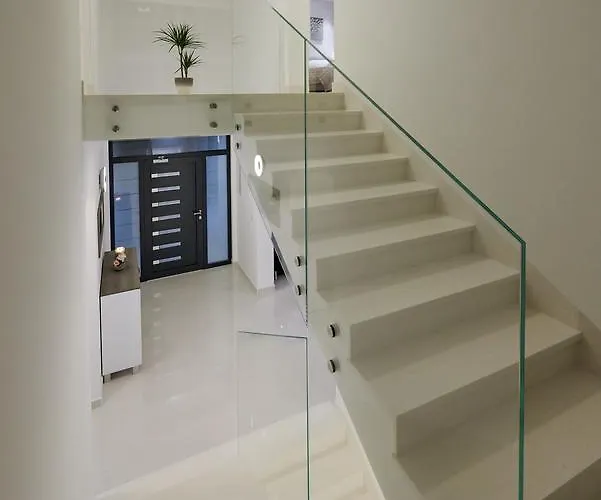 Villa Trogir Вілла *